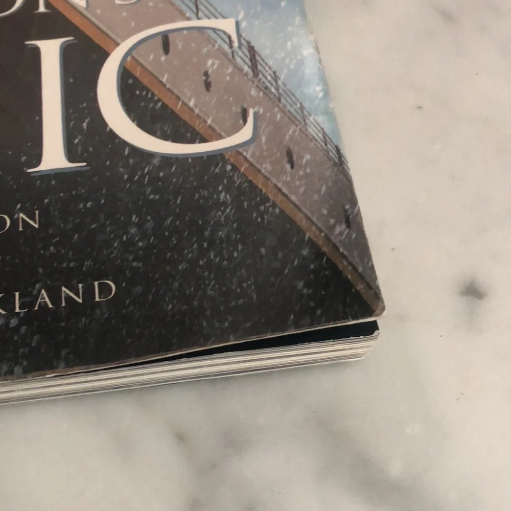 James Cameron’s Titanic Coffee Table Book 90’s